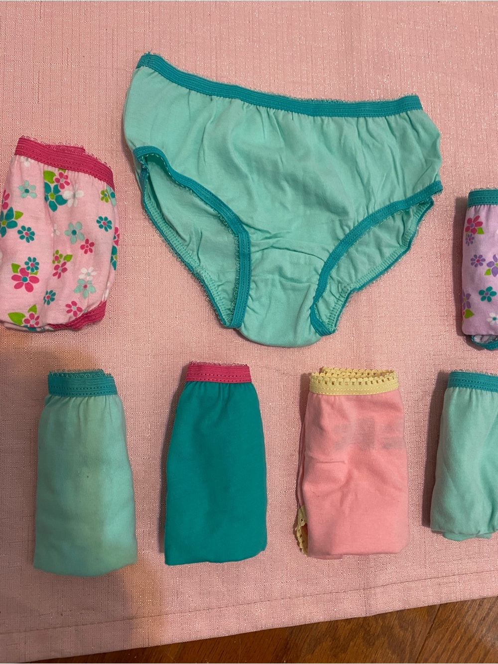Girls' Cotton Briefs Underwear - size 4T/5T lot of 11 - Picture 3 of 5